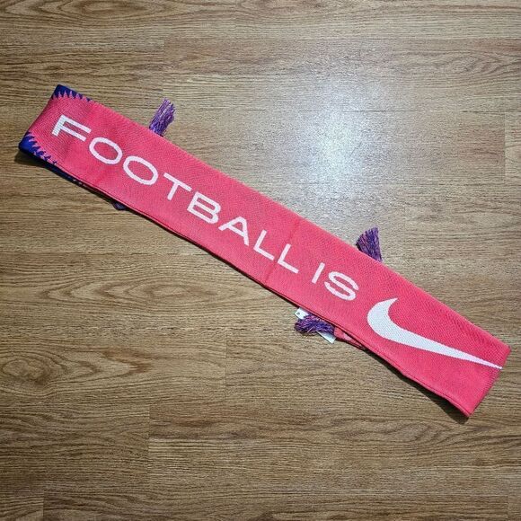 Nike A.F.C. Richmond Ted Lasso Scarf Football Is Life Swoosh Blue Red Logo New - Picture 3 of 10